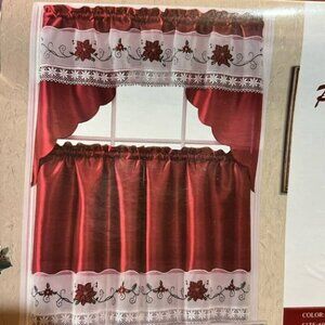 Poinsettia Macrame 3PC Kitchen Curtain Set